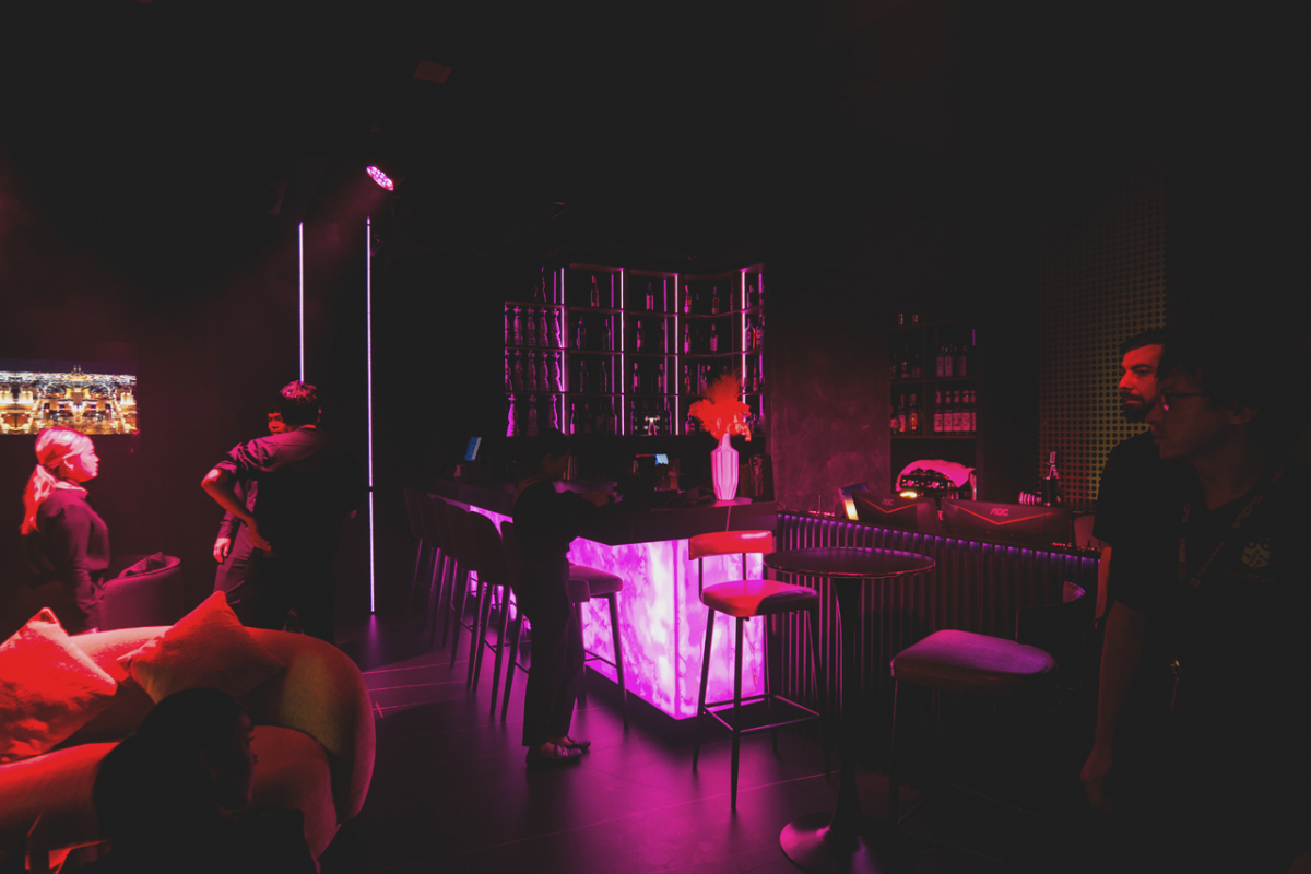 Проектно-строительная компания ITER - SHAMAN Karaoke bar